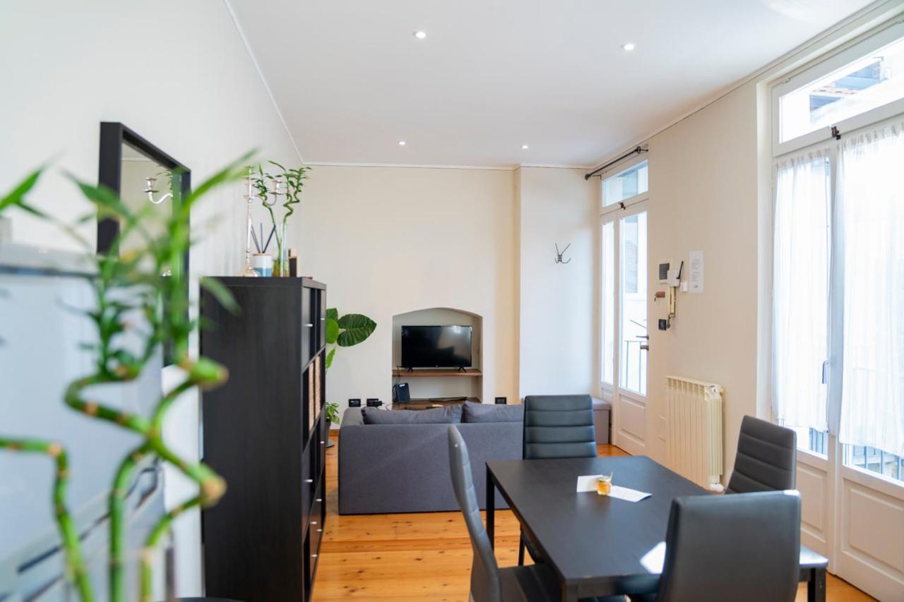 Bamboo Mini Apartment Cuneo Exterior foto